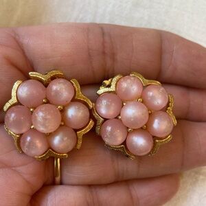 Vintage Pink Beaded Flower‎ Design Clip on Earrings